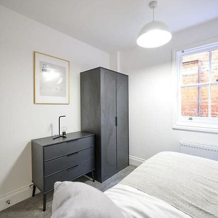 Lovely 2 Bedroom Apartment In Preston Preston  Exterior foto