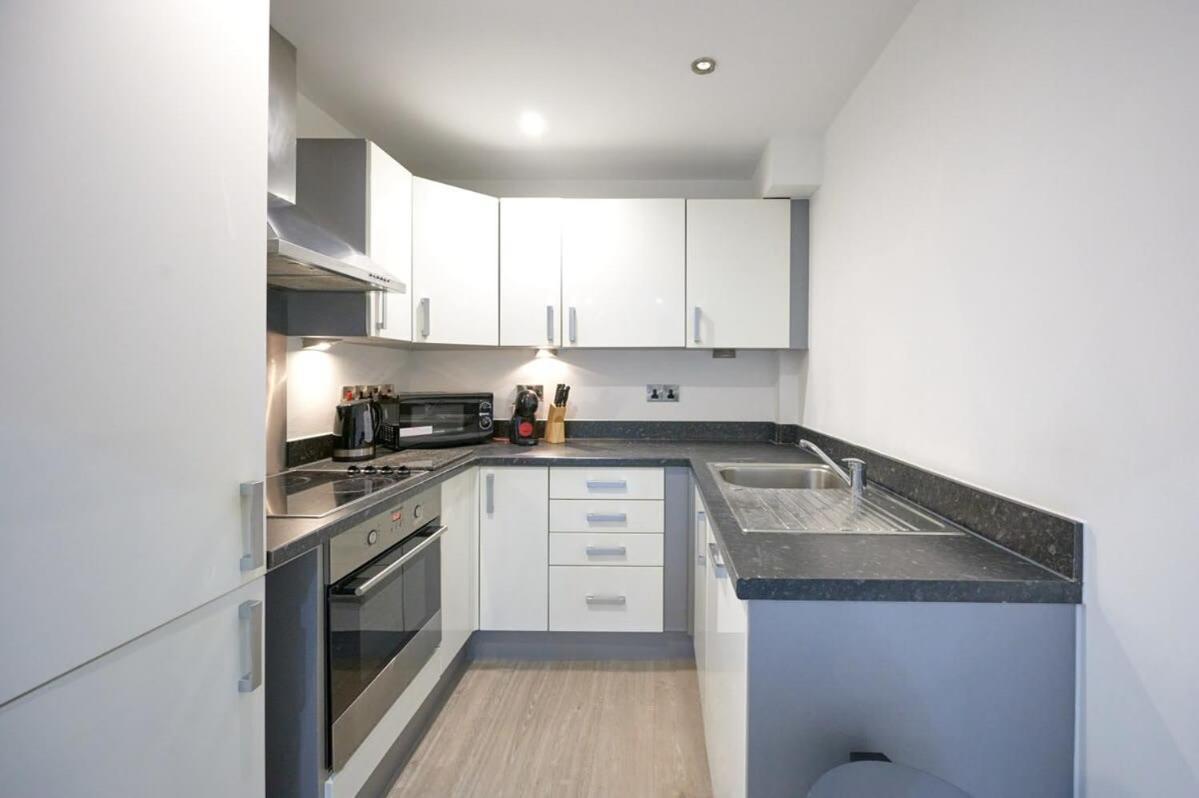 Lovely 2 Bedroom Apartment In Preston Preston  Exterior foto