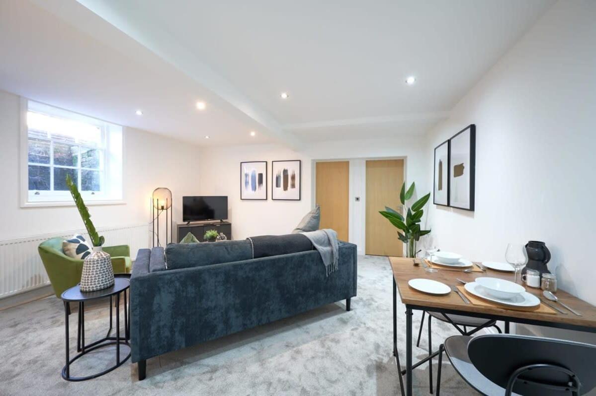 Lovely 2 Bedroom Apartment In Preston Preston  Exterior foto